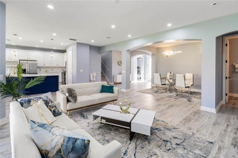 Casa en venta en Kissimmee, Florida, 4 dormitorios, 333.61 m2 № 1899328 - foto 12
