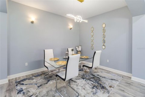 Casa en venta en Kissimmee, Florida, 4 dormitorios, 333.61 m2 № 1899328 - foto 13