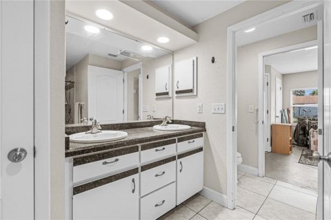 Villa ou maison à vendre à Edgewater, Floride: 3 chambres, 239.69 m2 № 2104495 - photo 21