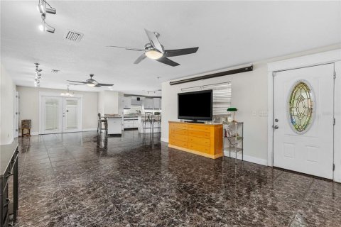 Villa ou maison à vendre à Edgewater, Floride: 3 chambres, 239.69 m2 № 2104495 - photo 7