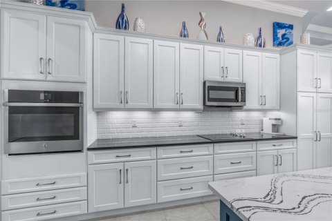 Купить виллу или дом в Ормонд-Бич, Флорида 9 комнат, 280.66м2, № 2115515 - фото 17