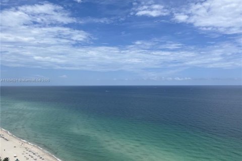 Снять в аренду кондоминиум в Санни-Айлс-Бич, Флорида 2 спальни, 159.33м2, № 2034921 - фото 22