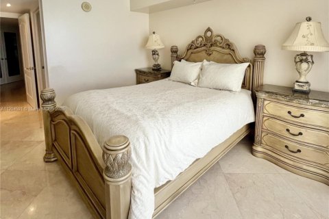 Снять в аренду кондоминиум в Санни-Айлс-Бич, Флорида 2 спальни, 159.33м2, № 2034921 - фото 13