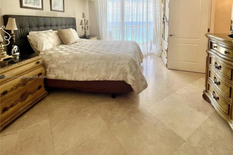 Снять в аренду кондоминиум в Санни-Айлс-Бич, Флорида 2 спальни, 159.33м2, № 2034921 - фото 9