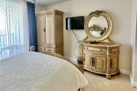 Снять в аренду кондоминиум в Санни-Айлс-Бич, Флорида 2 спальни, 159.33м2, № 2034921 - фото 14