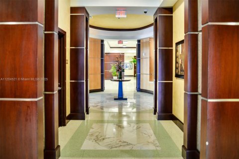 Снять в аренду кондоминиум в Санни-Айлс-Бич, Флорида 2 спальни, 159.33м2, № 2034921 - фото 29