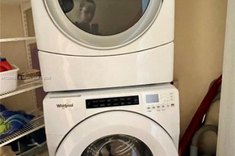 Снять в аренду кондоминиум в Санни-Айлс-Бич, Флорида 2 спальни, 159.33м2, № 2034921 - фото 21