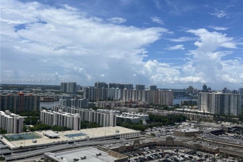 Снять в аренду кондоминиум в Санни-Айлс-Бич, Флорида 2 спальни, 159.33м2, № 2034921 - фото 24