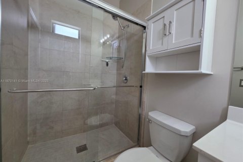 Снять в аренду таунхаус в Хомстед, Флорида 3 спальни, 143.44м2, № 1922532 - фото 20