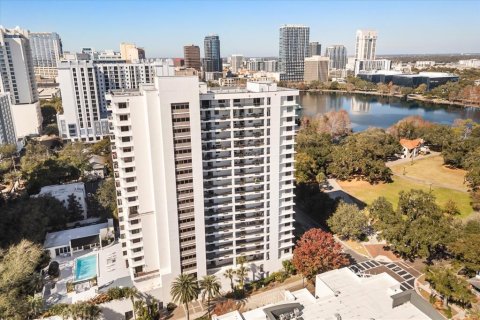 Condo in Orlando, Florida, 3 bedrooms № 2118626 - photo 3