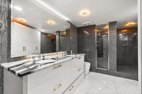 Condo in Orlando, Florida, 3 bedrooms № 2118626 - photo 26
