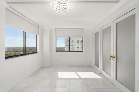 Condo in Orlando, Florida, 3 bedrooms № 2118626 - photo 29