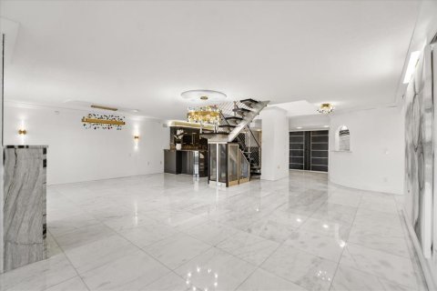 Condo in Orlando, Florida, 3 bedrooms № 2118626 - photo 14