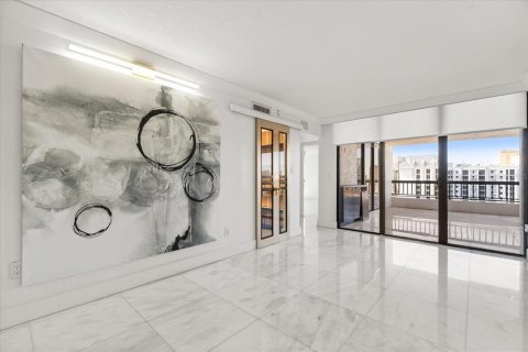 Condo in Orlando, Florida, 3 bedrooms № 2118626 - photo 7