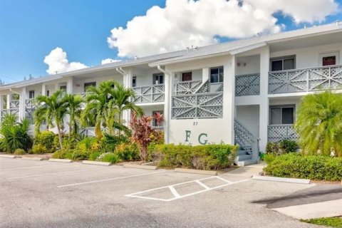 Condo in Englewood, Florida, 2 bedrooms  № 2280627