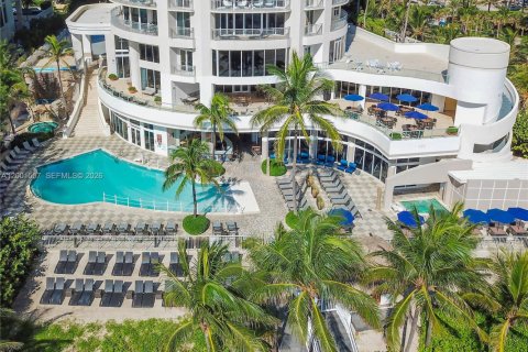 Copropriété à vendre à Sunny Isles Beach, Floride: 1 chambre, 89.19 m2 № 2073200 - photo 2