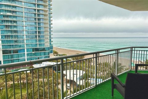 Copropriété à vendre à Sunny Isles Beach, Floride: 1 chambre, 89.19 m2 № 2073200 - photo 19
