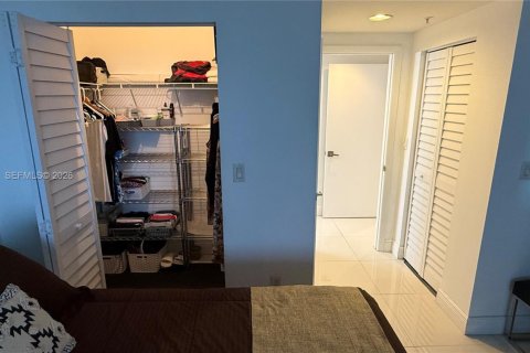 Copropriété à vendre à Sunny Isles Beach, Floride: 1 chambre, 89.19 m2 № 2073200 - photo 30