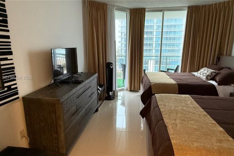 Copropriété à vendre à Sunny Isles Beach, Floride: 1 chambre, 89.19 m2 № 2073200 - photo 25