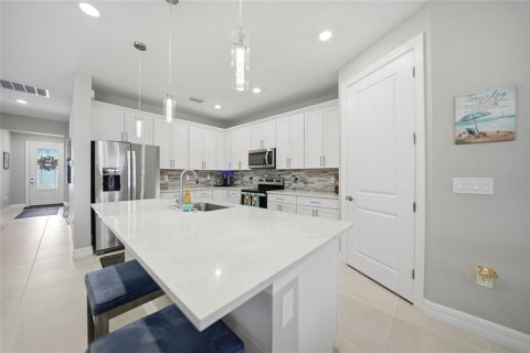 Villa ou maison à vendre à North Port, Floride: 3 chambres, 205.78 m2 № 2225270 - photo 12
