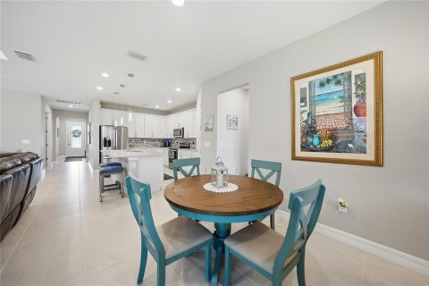 Villa ou maison à vendre à North Port, Floride: 3 chambres, 205.78 m2 № 2225270 - photo 16