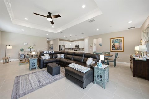 Villa ou maison à vendre à North Port, Floride: 3 chambres, 205.78 m2 № 2225270 - photo 8