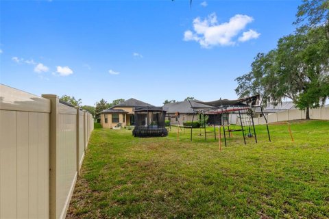 House in Seffner, Florida 4 bedrooms, 178.47 sq.m. № 2117818 - photo 18