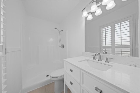 House in West Melbourne, Florida 2 bedrooms, 113.81 sq.m. № 2229947 - photo 25