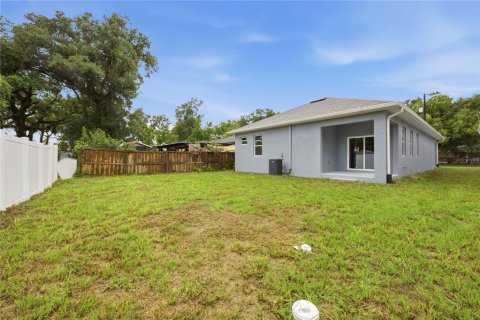 Casa en venta en Tampa, Florida, 4 dormitorios, 137.96 m2 № 2425840 - foto 30