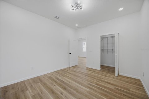 Casa en venta en Tampa, Florida, 4 dormitorios, 137.96 m2 № 2425840 - foto 17
