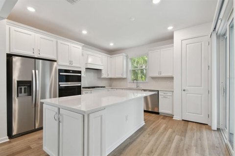 House in Parrish, Florida 2 bedrooms, 136.66 sq.m. № 1569349 - photo 4