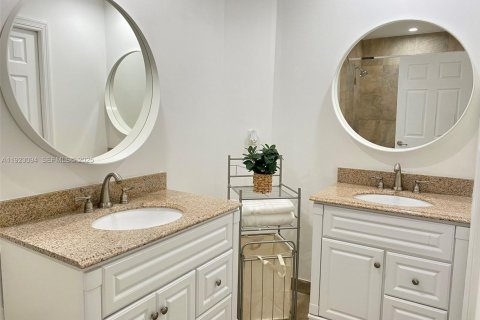 Copropriété à louer à Coconut Creek, Floride: 1 chambre, 66.7 m2 № 1976897 - photo 7