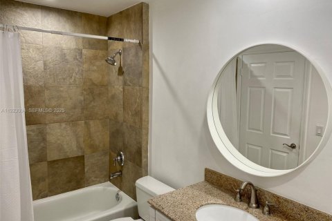 Copropriété à louer à Coconut Creek, Floride: 1 chambre, 66.7 m2 № 1976897 - photo 8