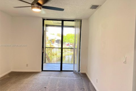 Copropriété à louer à Coconut Creek, Floride: 1 chambre, 66.7 m2 № 1976897 - photo 6