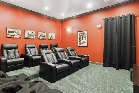 House in Four Corners, Florida 7 bedrooms, 365.85 sq.m. № 2108146 - photo 9