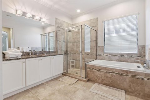 House in Four Corners, Florida 7 bedrooms, 365.85 sq.m. № 2108146 - photo 7