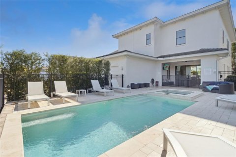 House in Four Corners, Florida 7 bedrooms, 365.85 sq.m. № 2108146 - photo 5