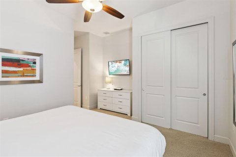 House in Four Corners, Florida 7 bedrooms, 365.85 sq.m. № 2108146 - photo 30