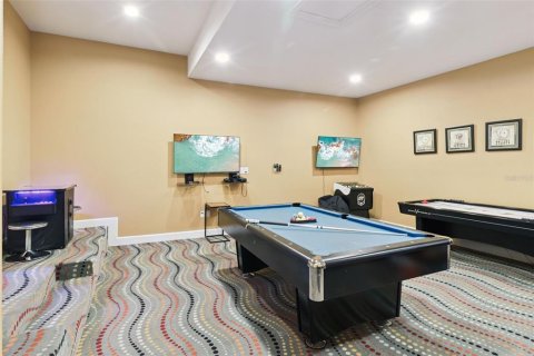 House in Four Corners, Florida 7 bedrooms, 365.85 sq.m. № 2108146 - photo 10
