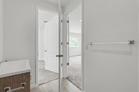 Купить виллу или дом в Сент-Питерсберг, Флорида 7 комнат, 240.8м2, № 2234643 - фото 23