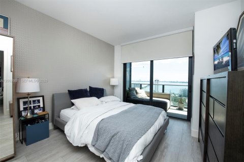Condominio en venta en Miami, Florida, 2 dormitorios, 100.43 m2 № 2066440 - foto 13