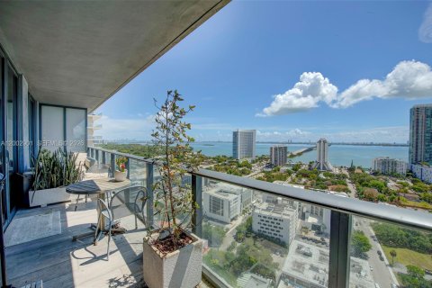 Condominio en venta en Miami, Florida, 2 dormitorios, 100.43 m2 № 2066440 - foto 19