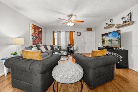 Casa en venta en Eustis, Florida, 2 dormitorios, 96.25 m2 № 1827692 - foto 9