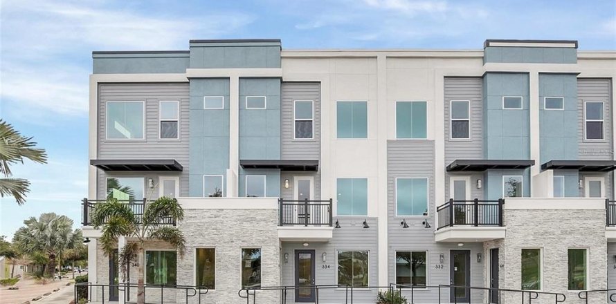 Commercial property in Oviedo, Florida № 1838954