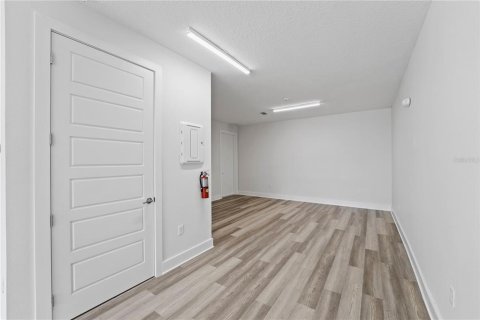 Commercial property in Oviedo, Florida № 1838954 - photo 7