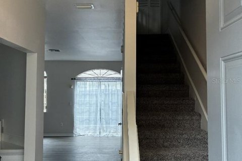 Touwnhouse à vendre à Tampa, Floride: 2 chambres, 92.07 m2 № 1910561 - photo 2