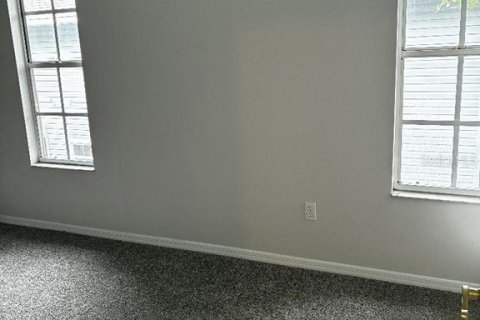 Touwnhouse à vendre à Tampa, Floride: 2 chambres, 92.07 m2 № 1910561 - photo 10