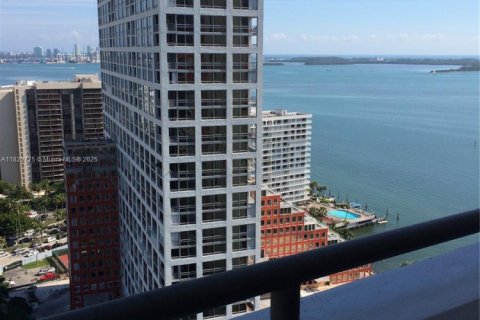 Condo in Miami, Florida, 1 bedroom  № 1888752 - photo 17
