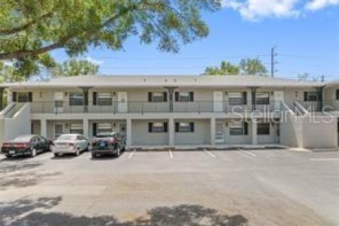 Condo in Largo, Florida, 1 bedroom  № 1791303 - photo 1