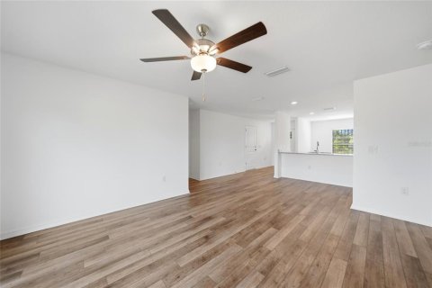 Casa en venta en Port Charlotte, Florida, 3 dormitorios, 120.03 m2 № 2132981 - foto 4